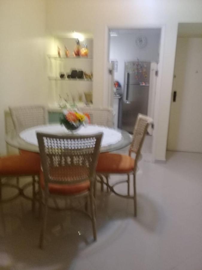 Encantador A 2 Quadras Da Enseada, Com Varanda E Garagem Apartment Guaruja
