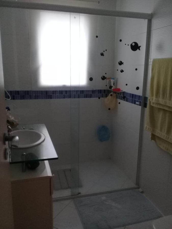 Encantador A 2 Quadras Da Enseada, Com Varanda E Garagem *